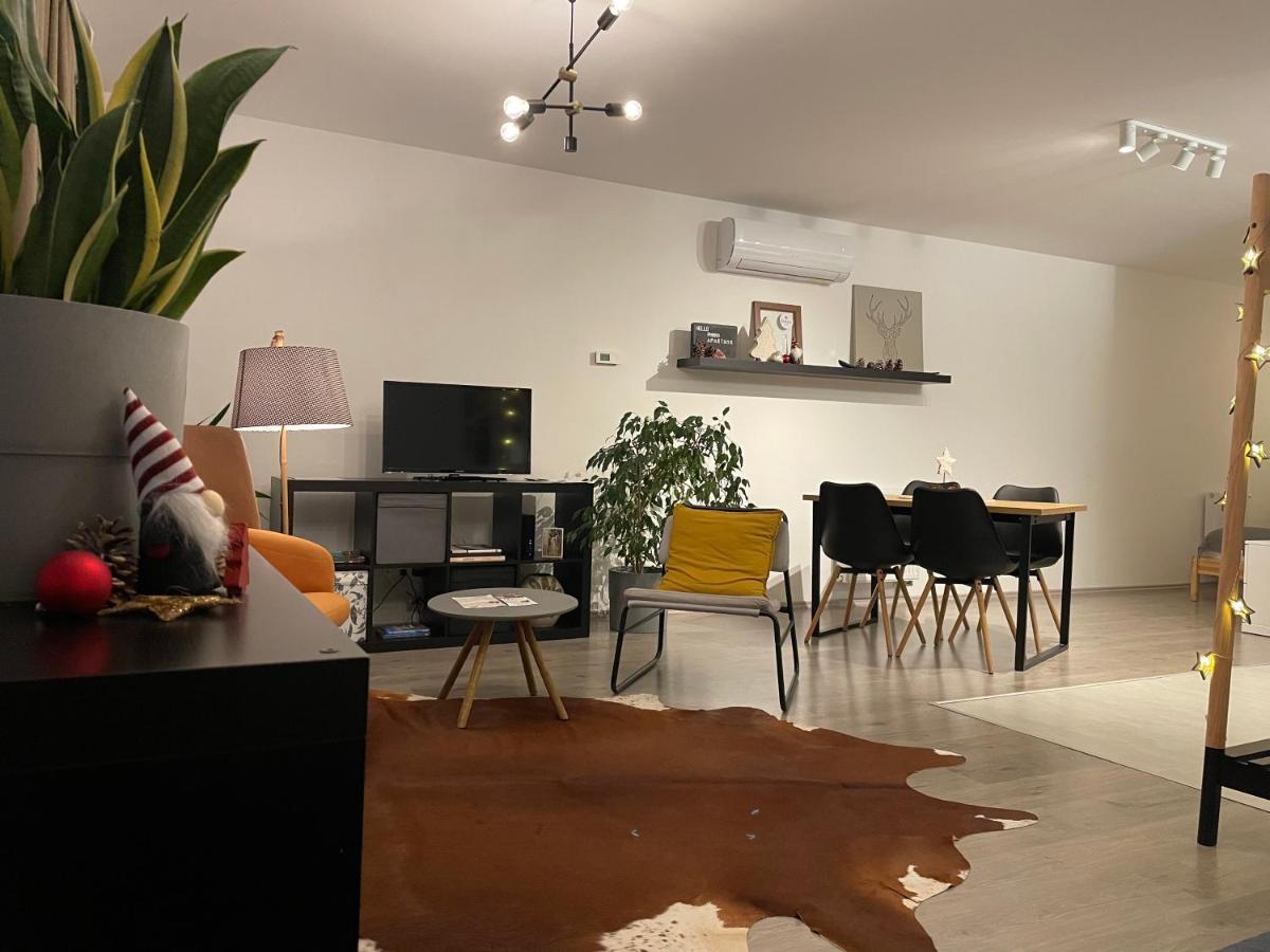 Panna Apartman Eger Esterno foto